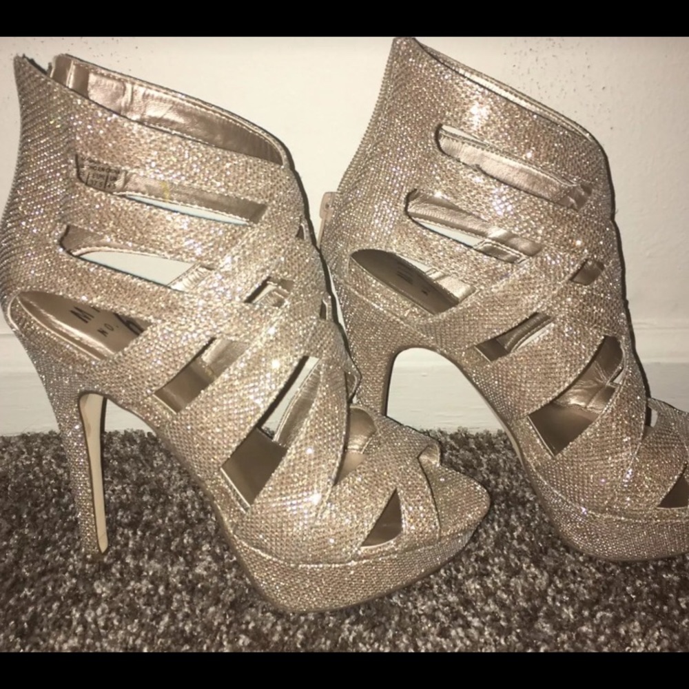 Gold heels size 7